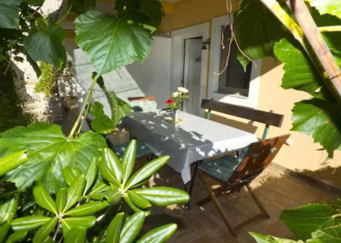 Beachfront Pla A - Two Bedroom A4 Appartement